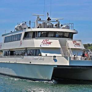 Vineyard Haven Ferry Dock & Bus Stop Live Webcam | Martha's Vineyard