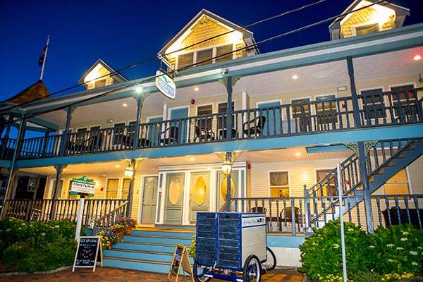 Martha S Vineyard Accommodations Places To Stay
