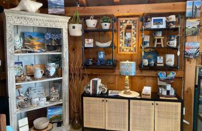 Aquila Aquinnah gift shop 