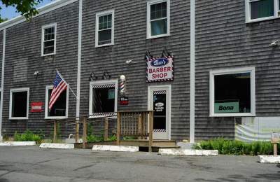 Vineyard Haven barber shop