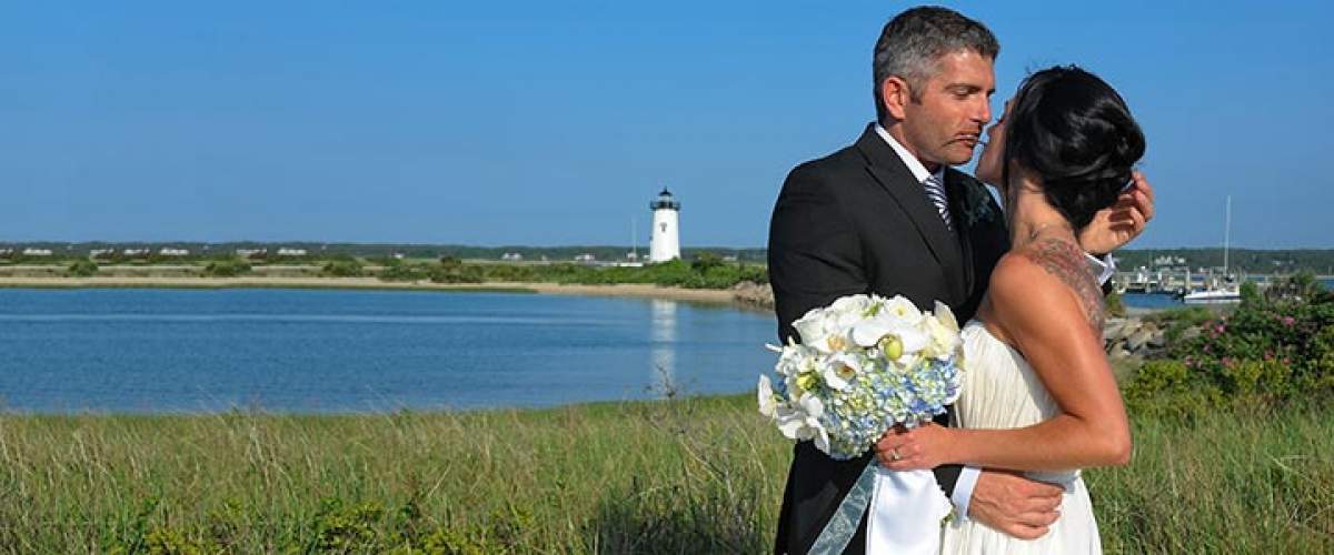 newly weds ocean lighthouse