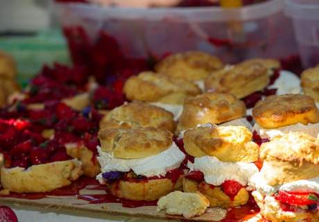 strawberry shortcakes